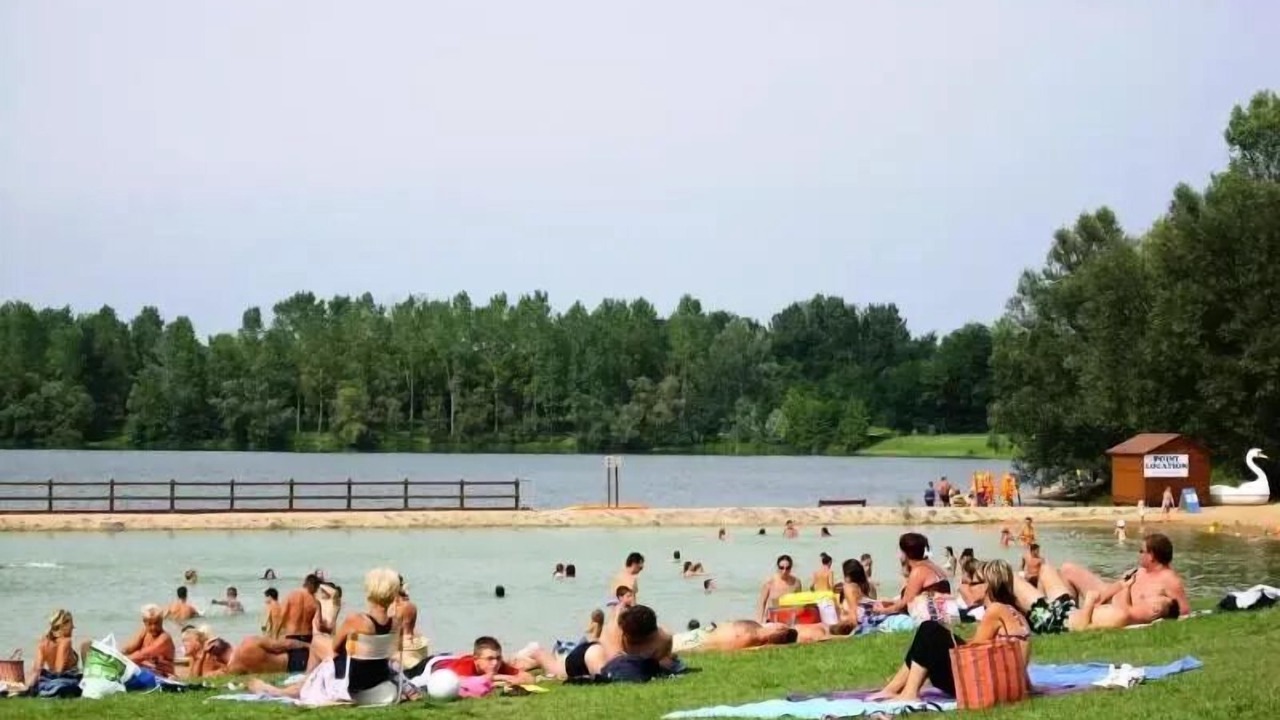 Photo of Outdoor in Cormoranche-sur-Saone