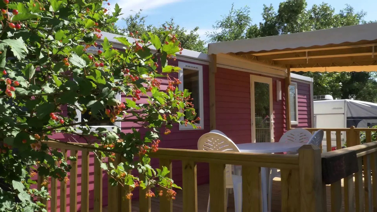 Photo of Outdoor in Cormoranche-sur-Saone