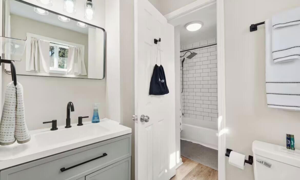 Photo of Bathroom in Savannah