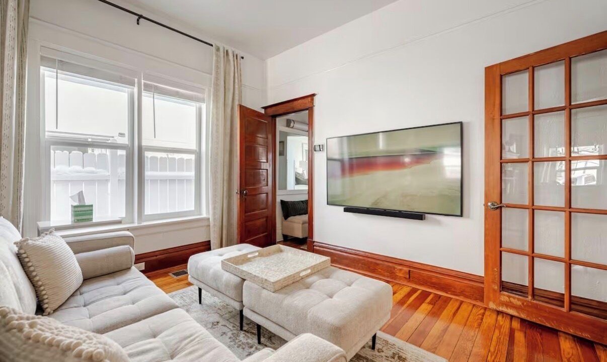 Photo of Livingroom in Sunnyside