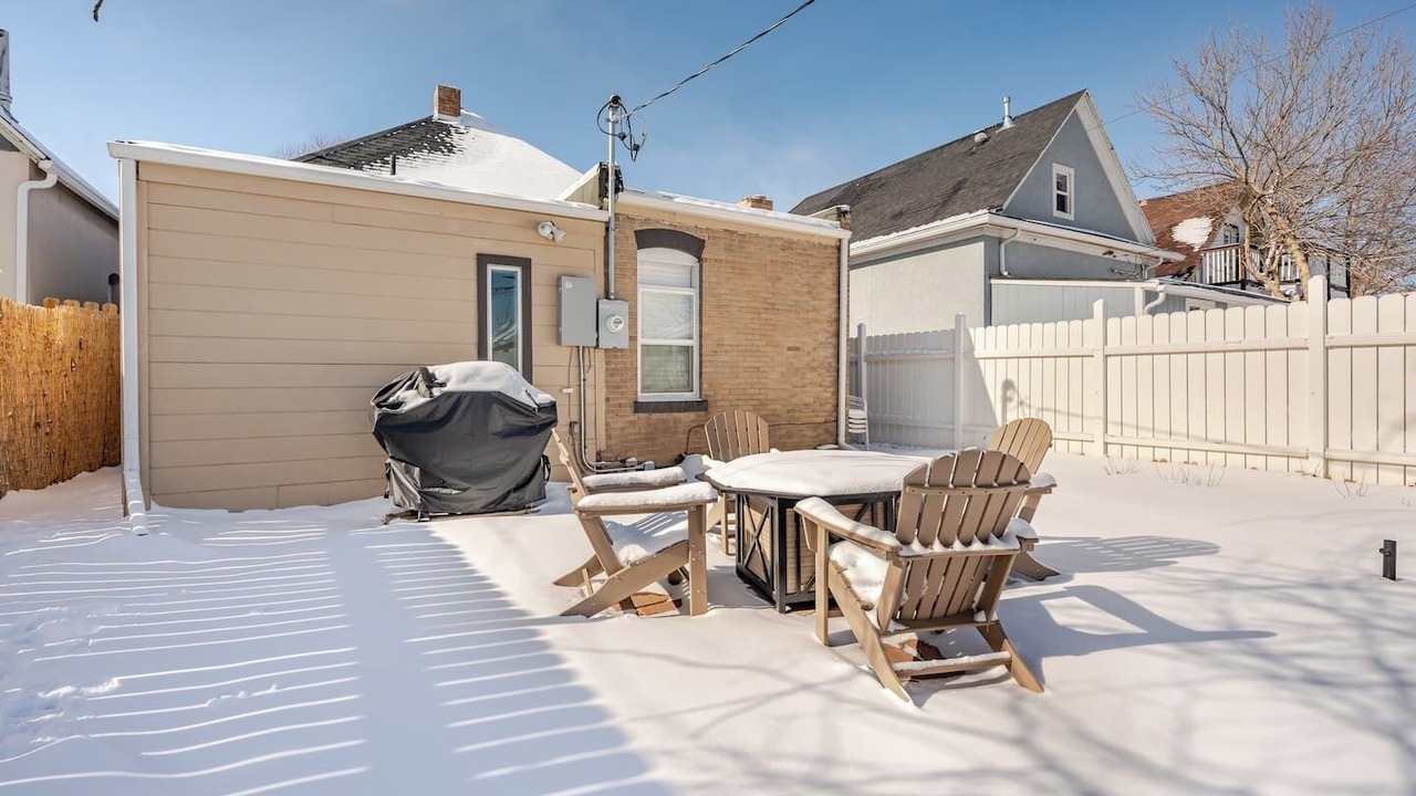 Photo of Outdoor in Sunnyside