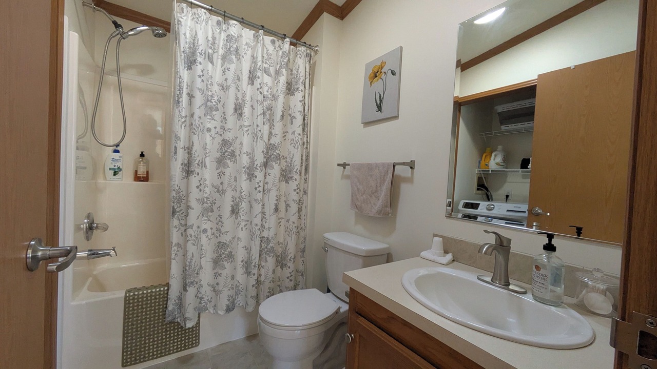 Photo of Bathroom in Kinzers