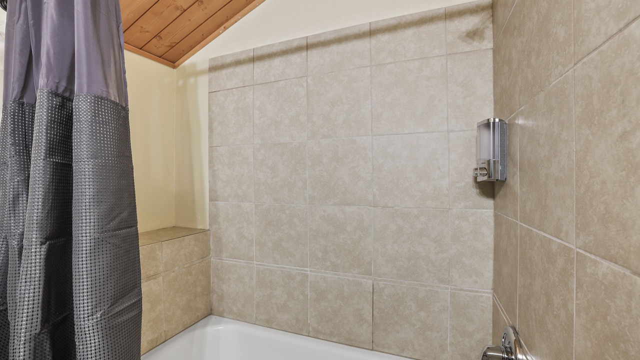 Photo of Bathroom in Sierra Tract