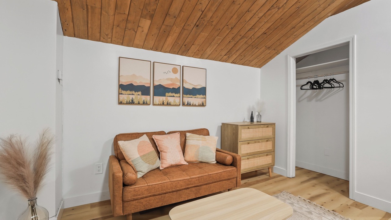 Photo of Livingroom in Sierra Tract