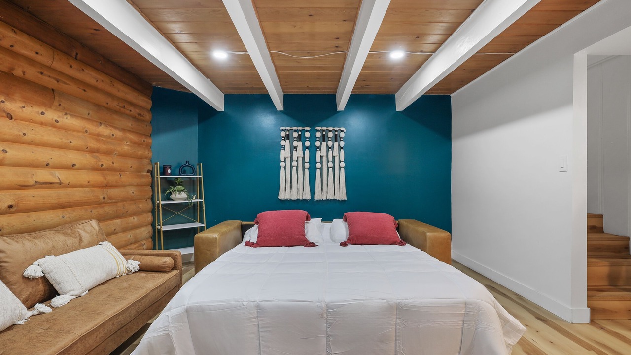 Photo of Bedroom in Sierra Tract
