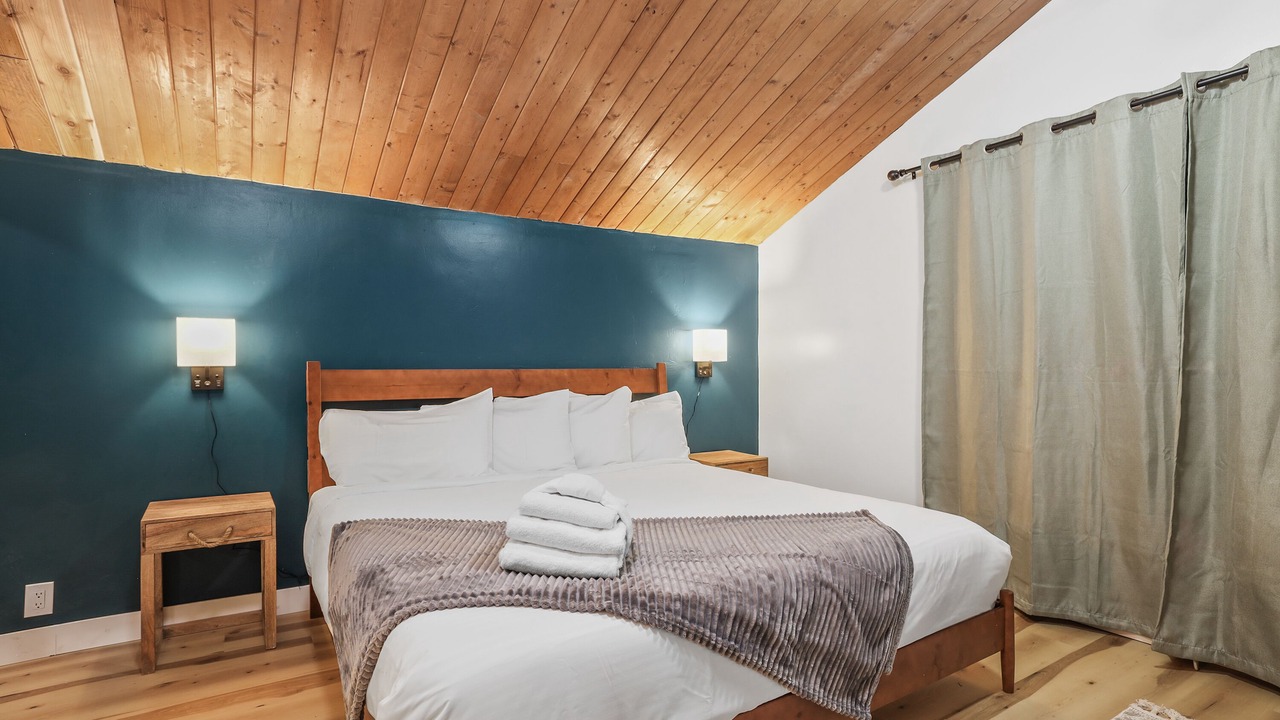 Photo of Bedroom in Sierra Tract