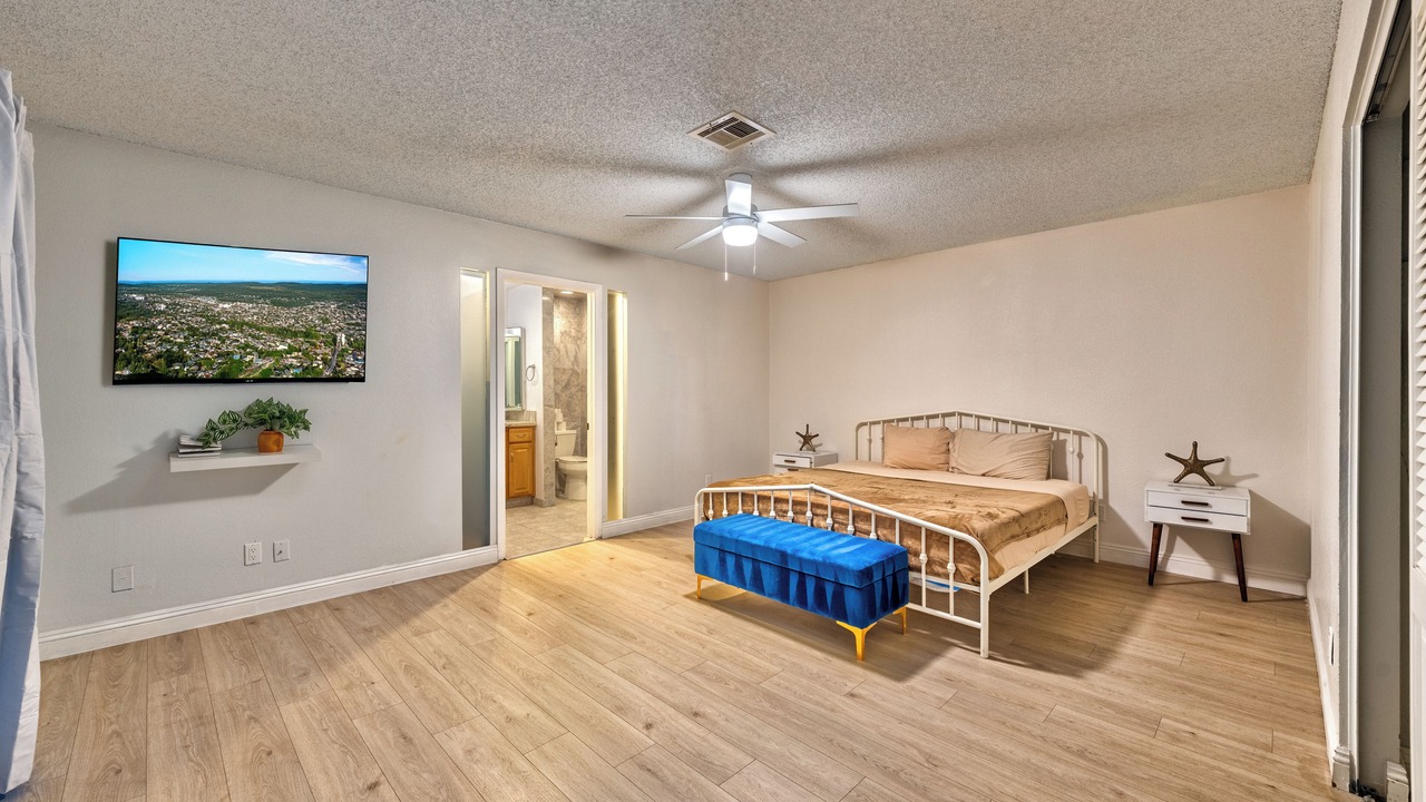 Photo of Bedroom in Rancho Oakey