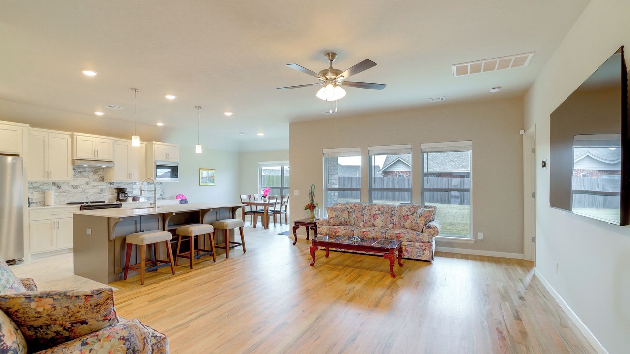 Photo of Bedroom in Glenpool