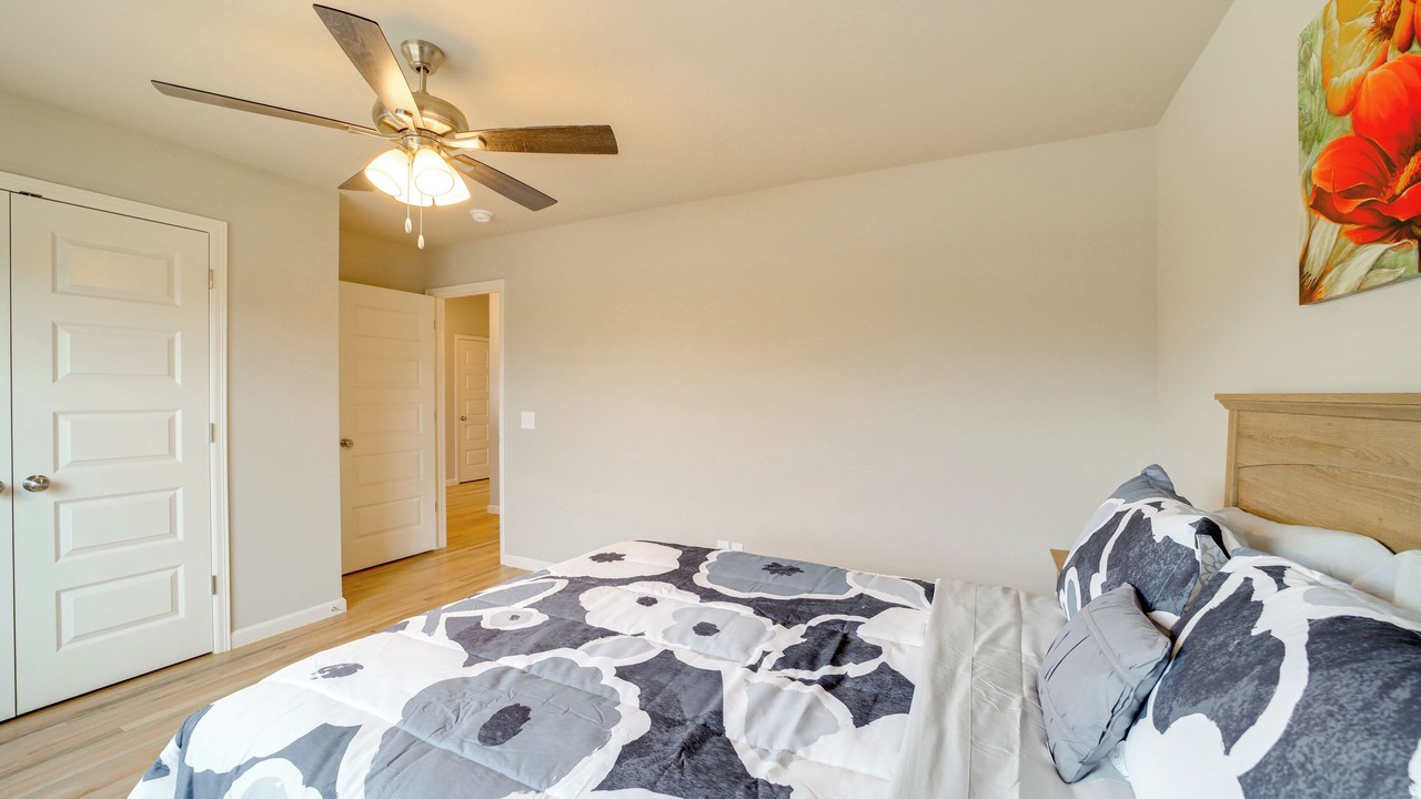 Photo of Bedroom in Glenpool