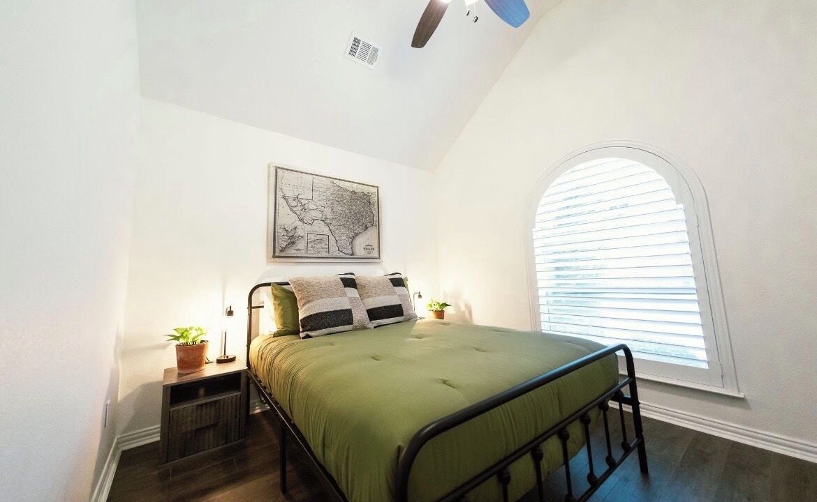 Photo of Bedroom in Tarrant County