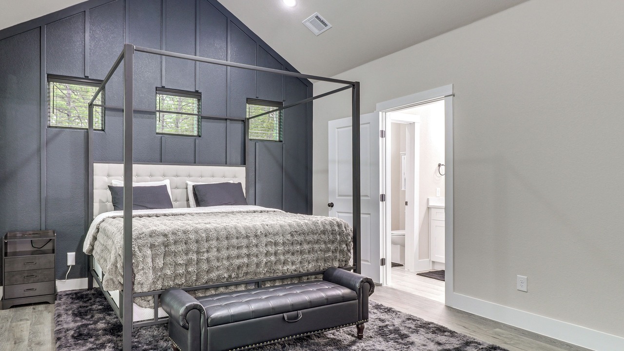 Photo of Bedroom in Bastrop