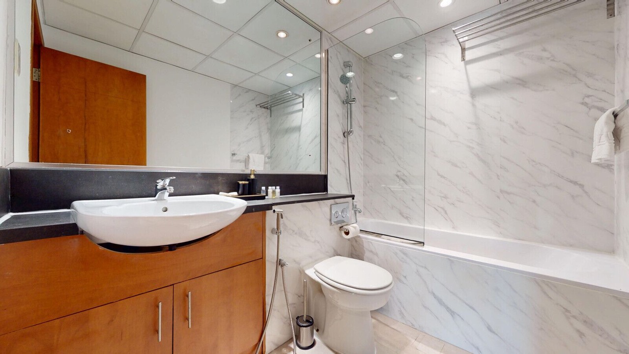 Photo of Bathroom in The Greens