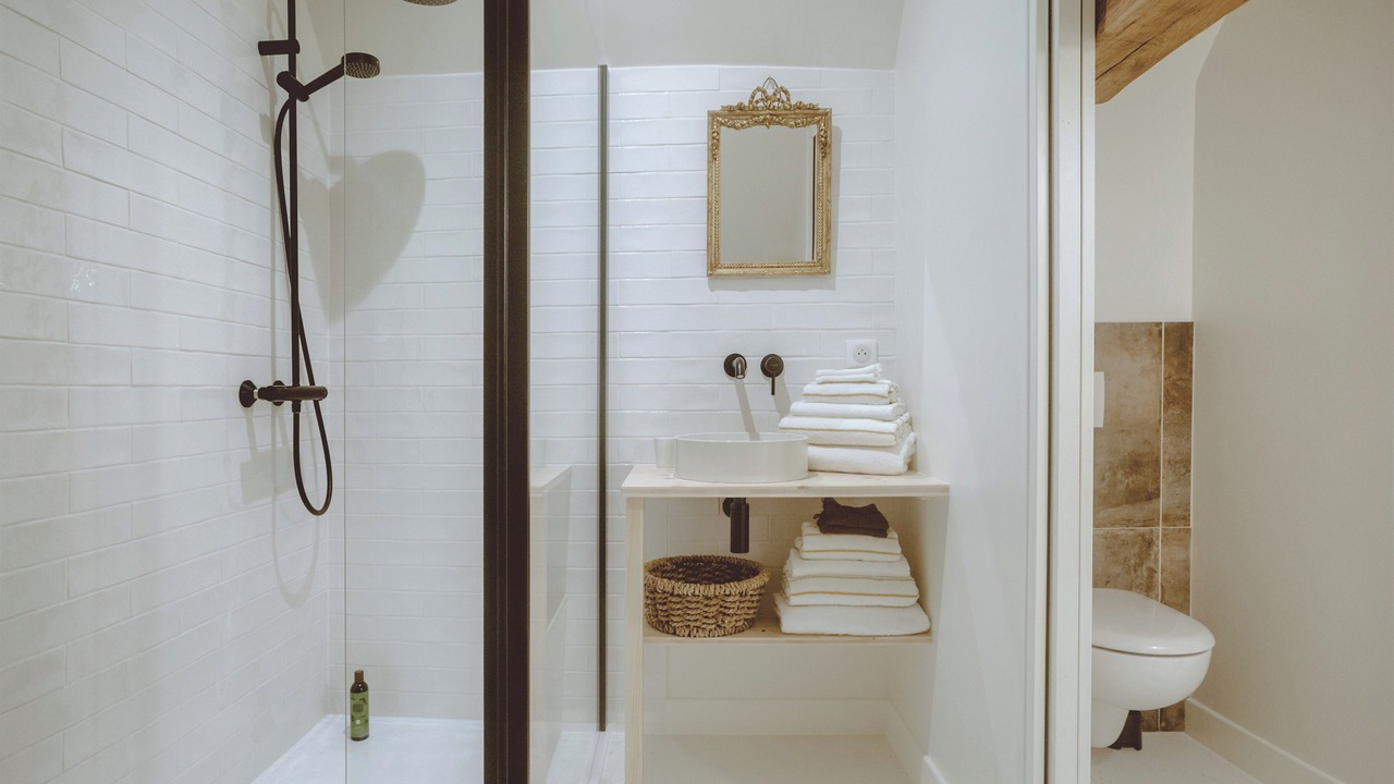 Photo of Bathroom in Saint-Hilaire-les-Places