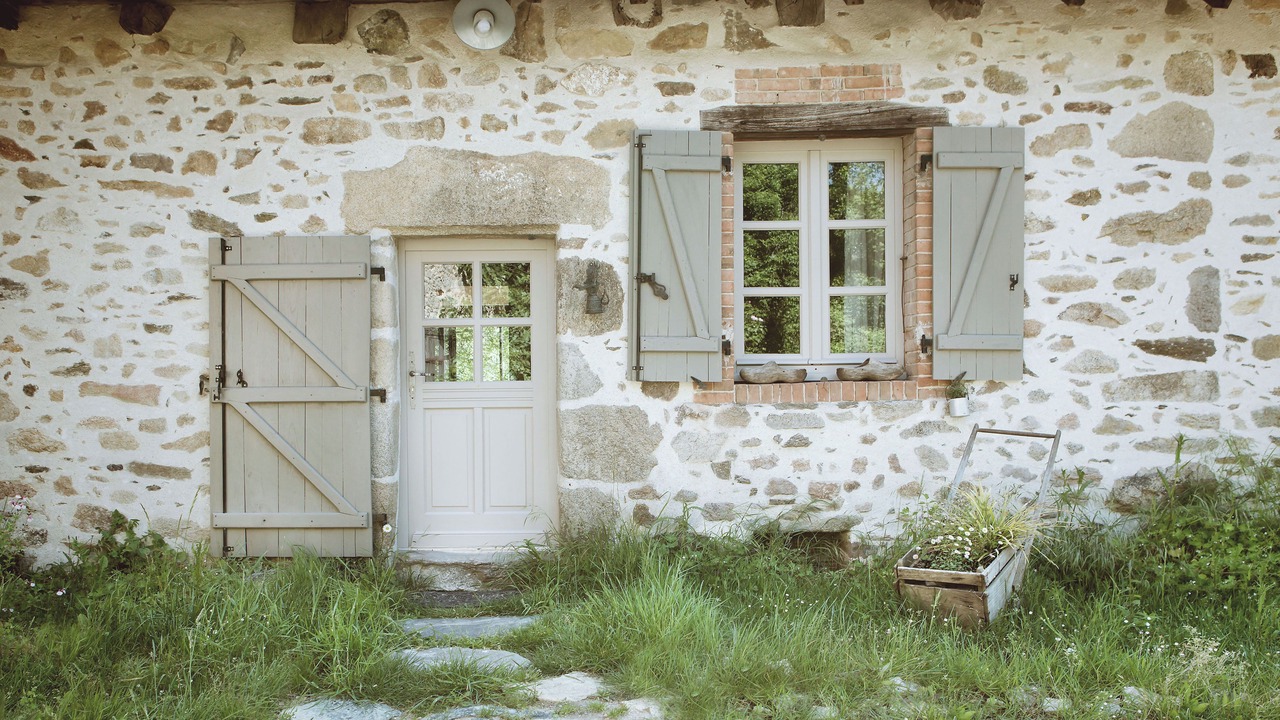 Photo of Outdoor in Saint-Hilaire-les-Places