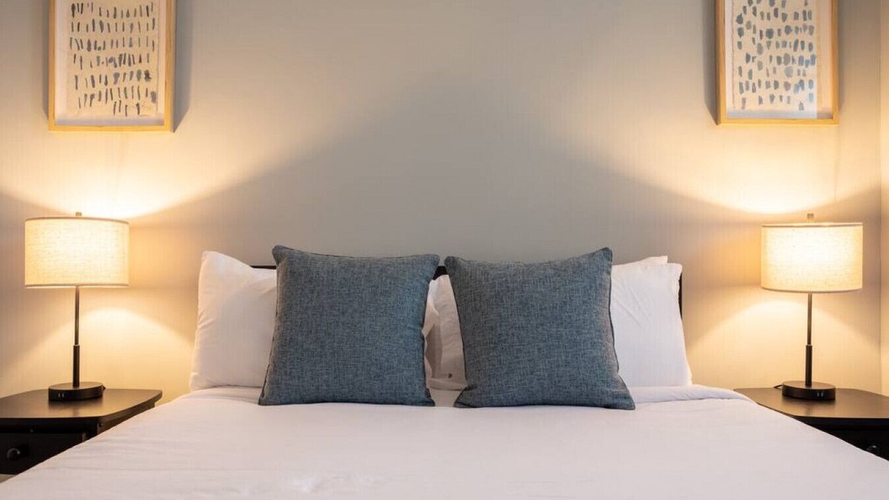 Photo of Bedroom in Fenway–Kenmore