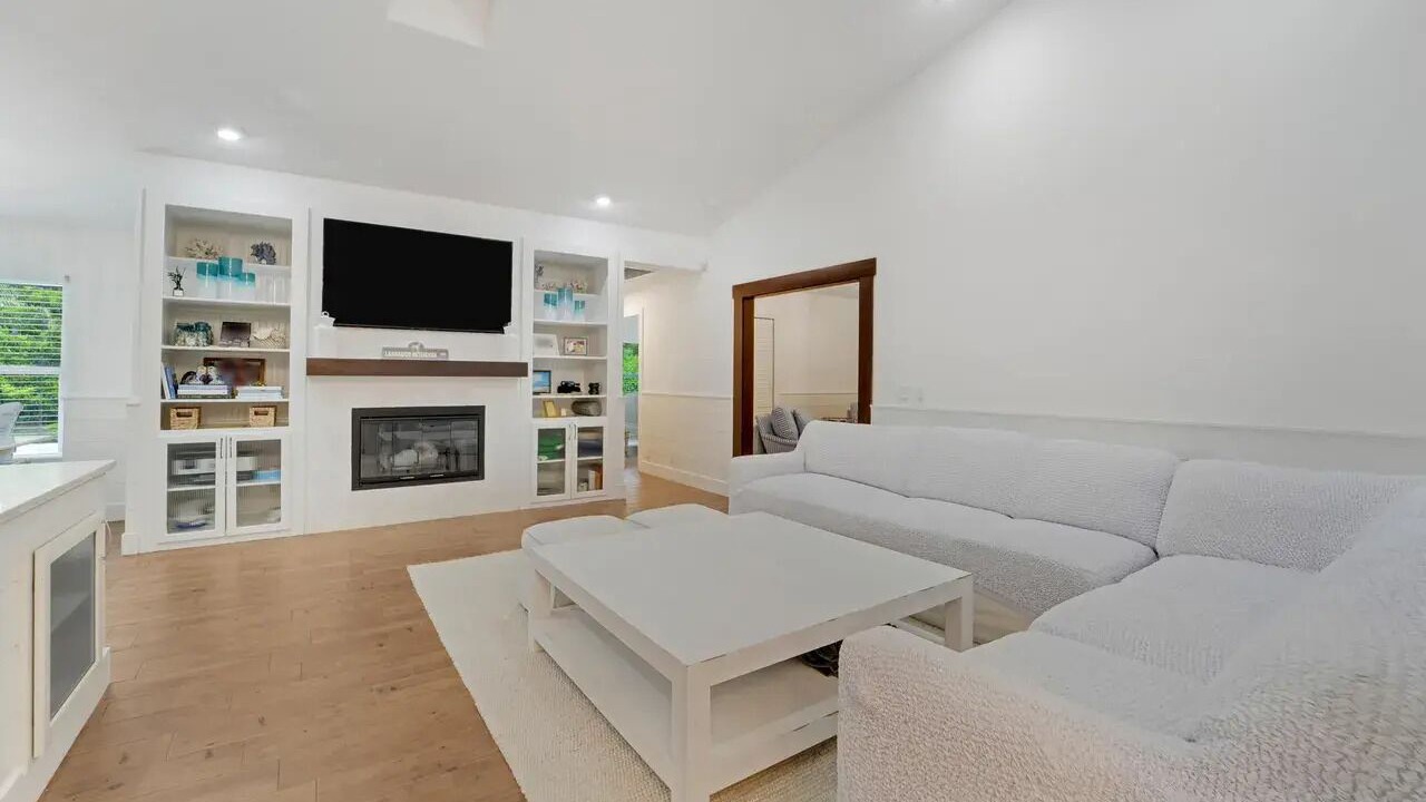 Photo of Livingroom in Palm Beach Country Estates