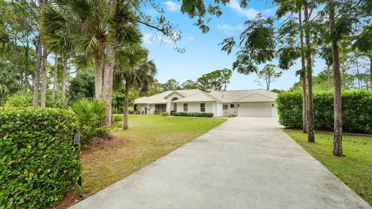Photo of Outdoor in Palm Beach Country Estates