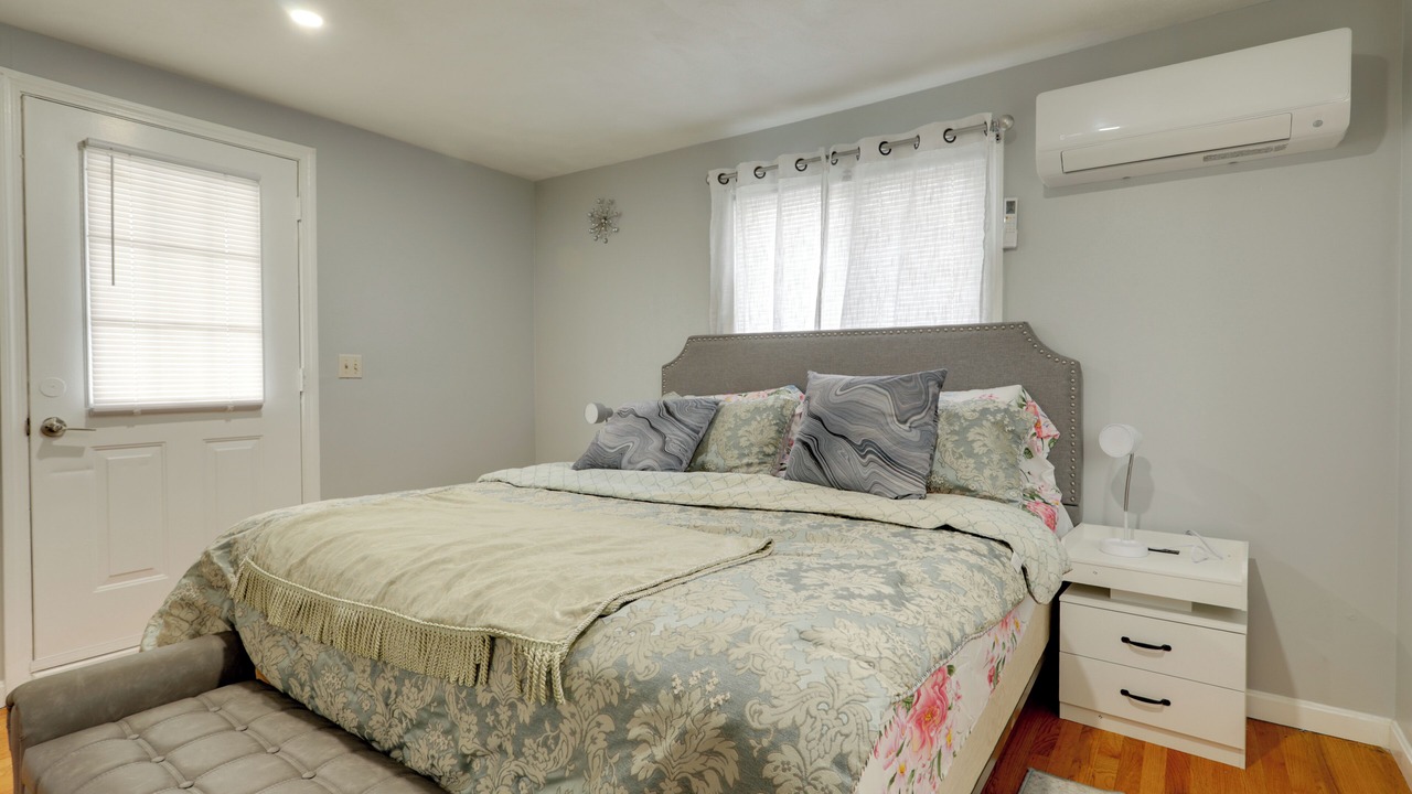Photo of Bedroom in Milton