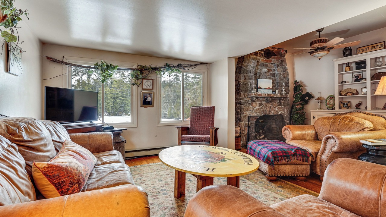 Photo of Bedroom in Ticonderoga