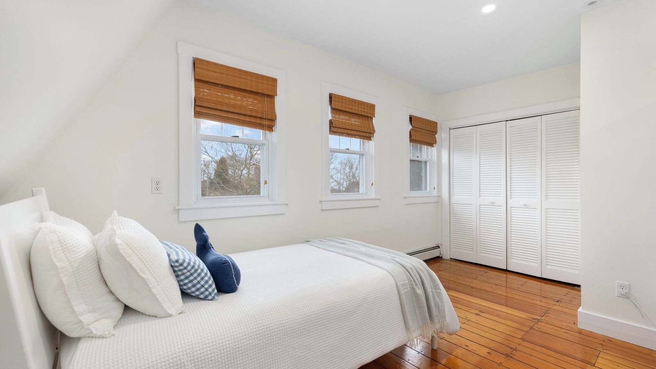 Photo of Bedroom in Narragansett
