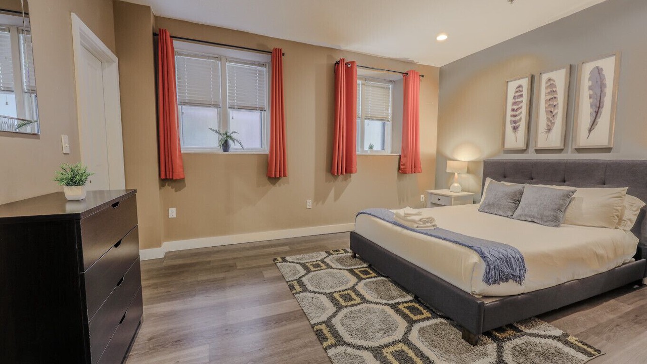 Photo of Bedroom in Downtown Boston