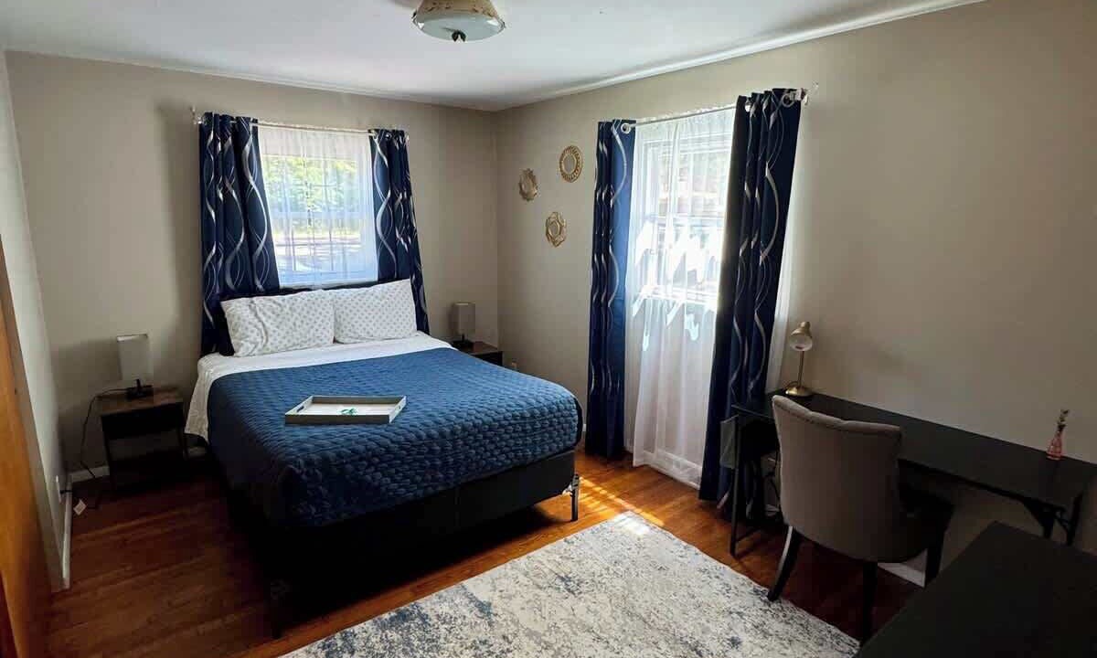 Photo of Bedroom in Avon