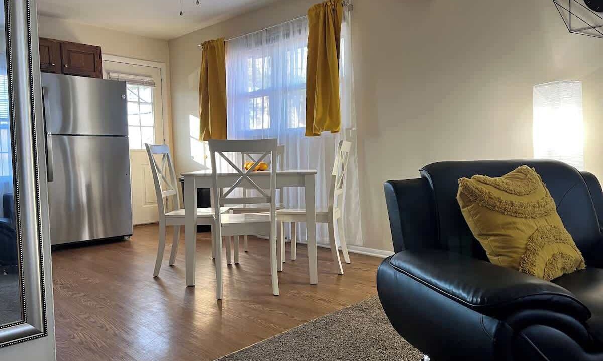 Photo of Livingroom in Avon