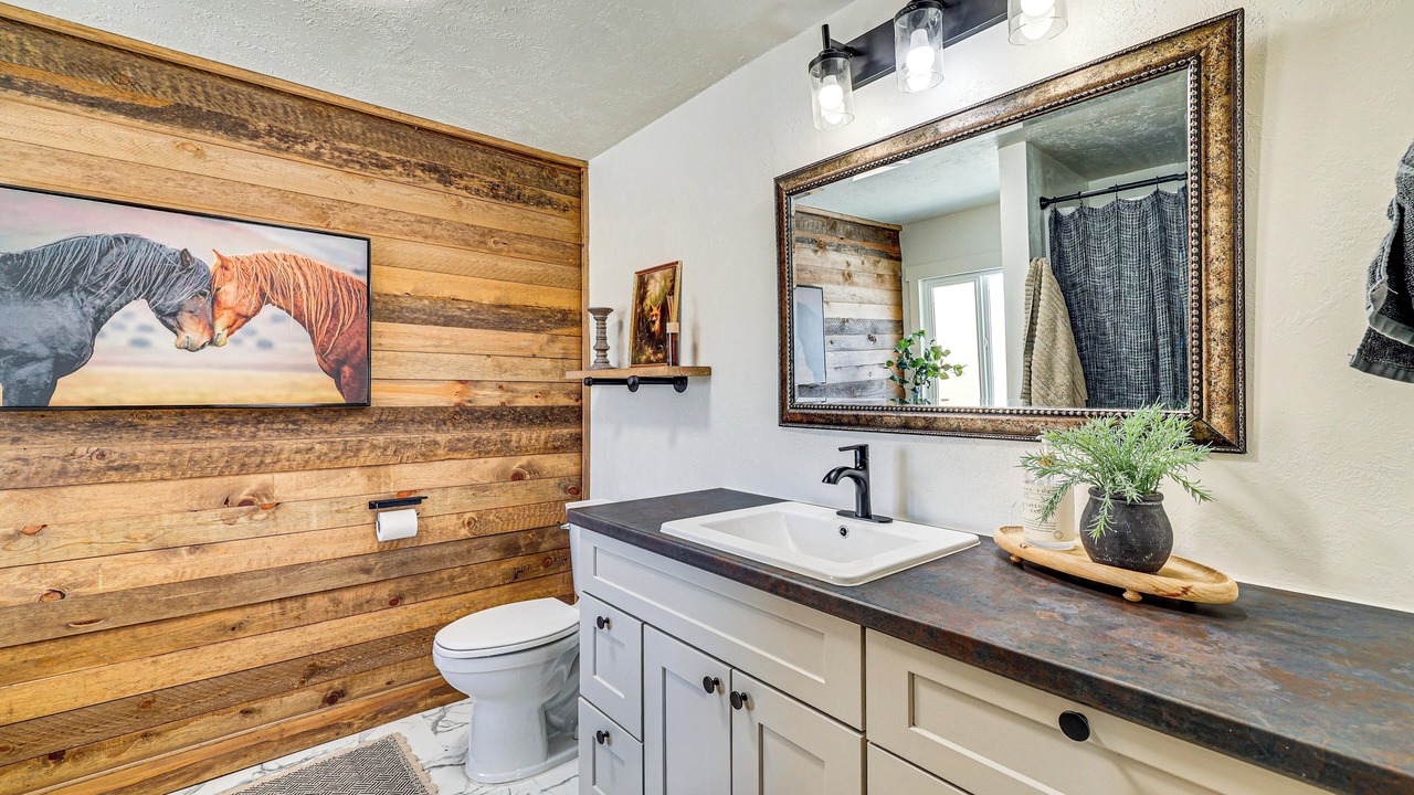 Photo of Bathroom in Blue