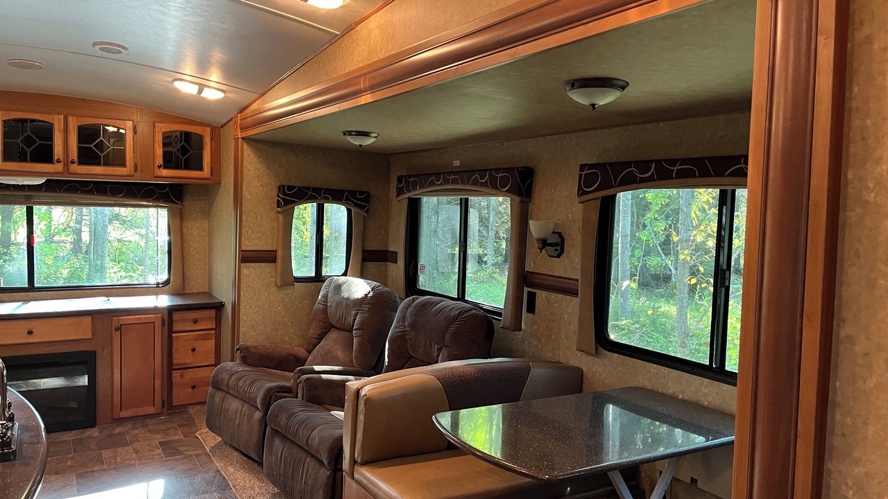 Photo of Livingroom in Strathclair