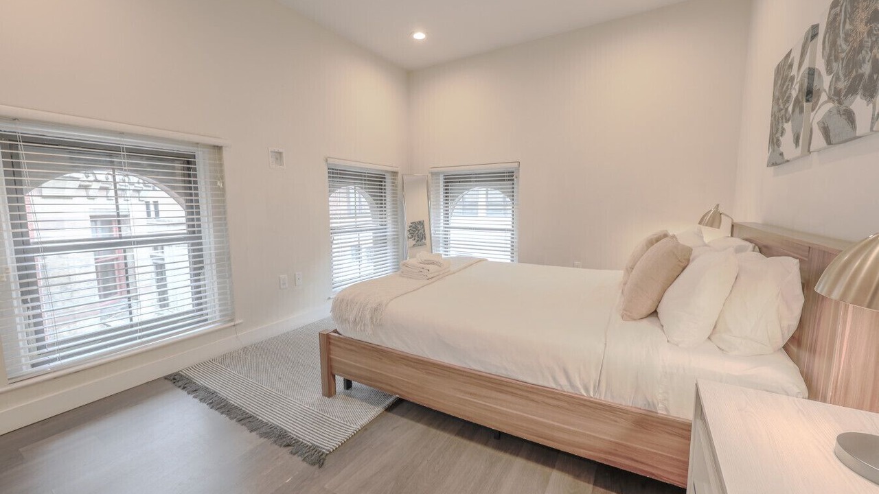 Photo of Bedroom in Downtown Boston