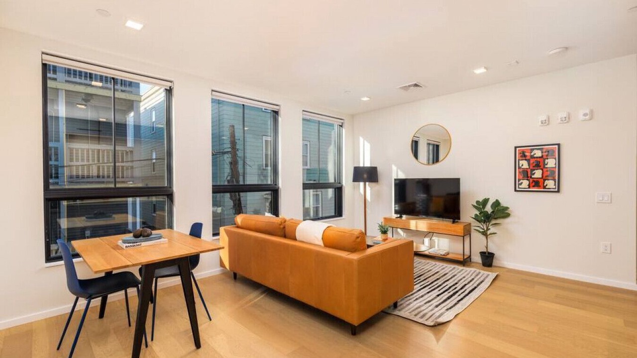 Photo of Livingroom in Mission Hill