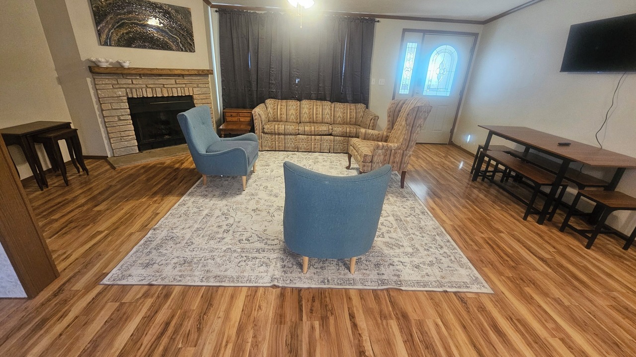 Photo of Livingroom in Cape Fair