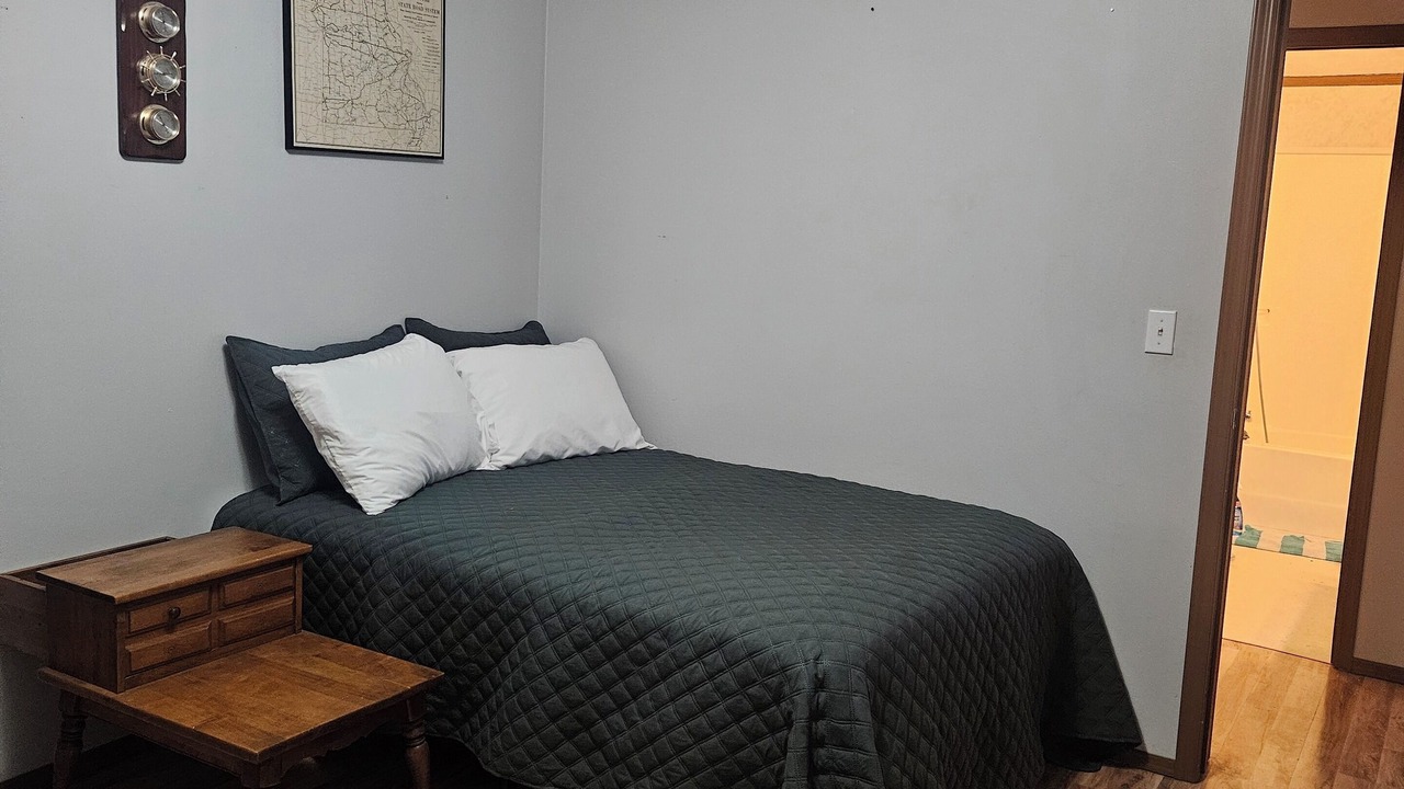 Photo of Bedroom in Cape Fair