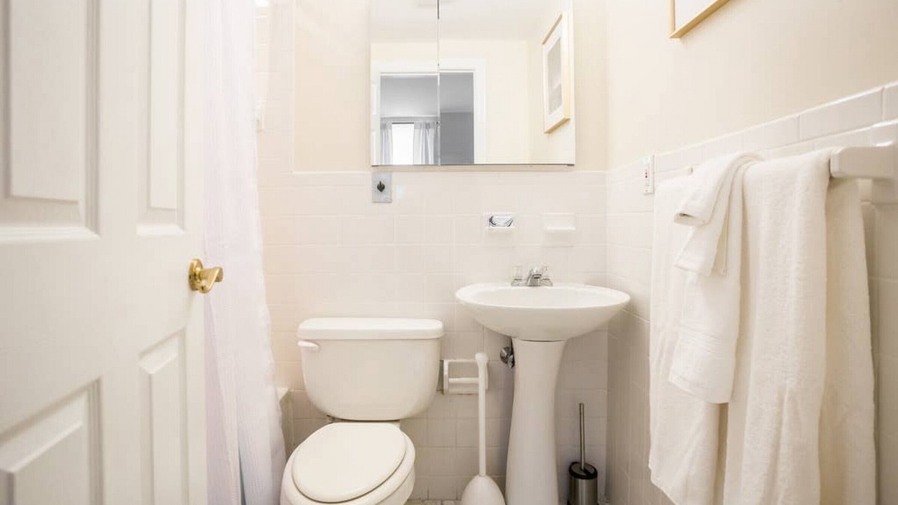 Photo of Bathroom in Boston Financial District