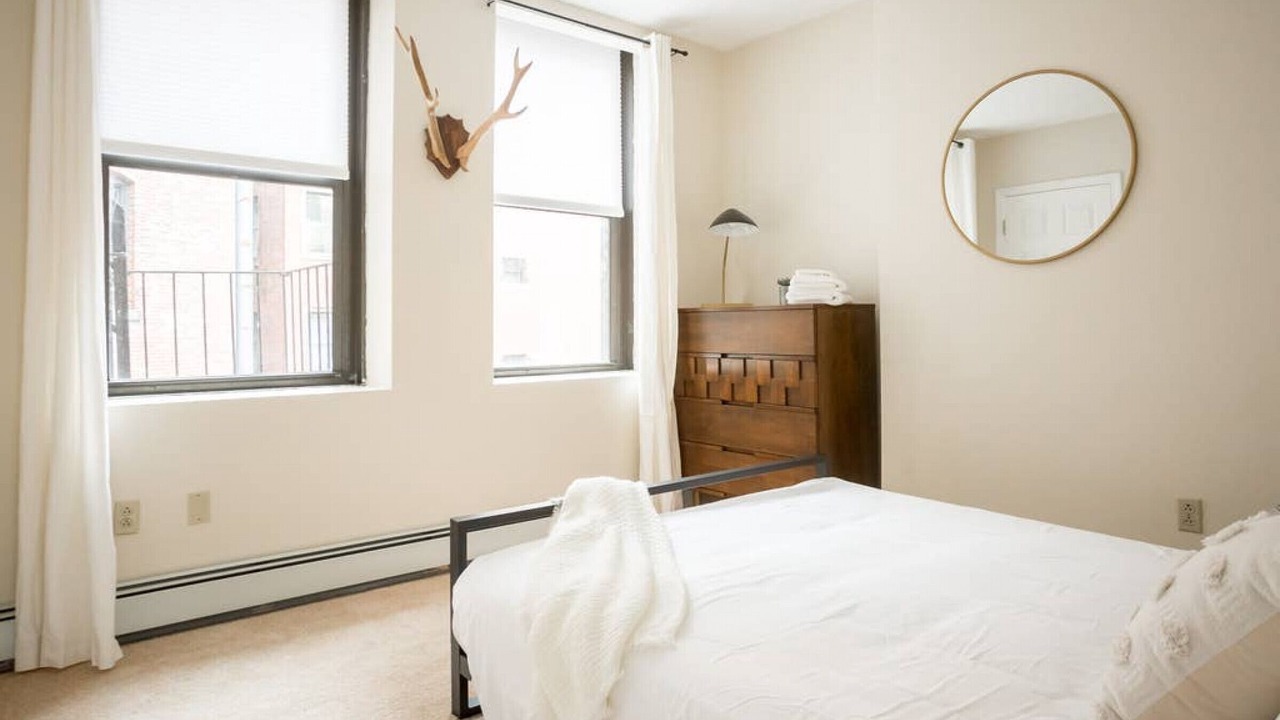 Photo of Bedroom in Boston Financial District