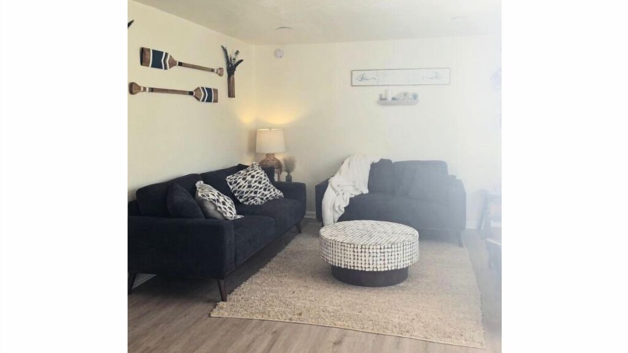 Photo of Livingroom in Crescent City North