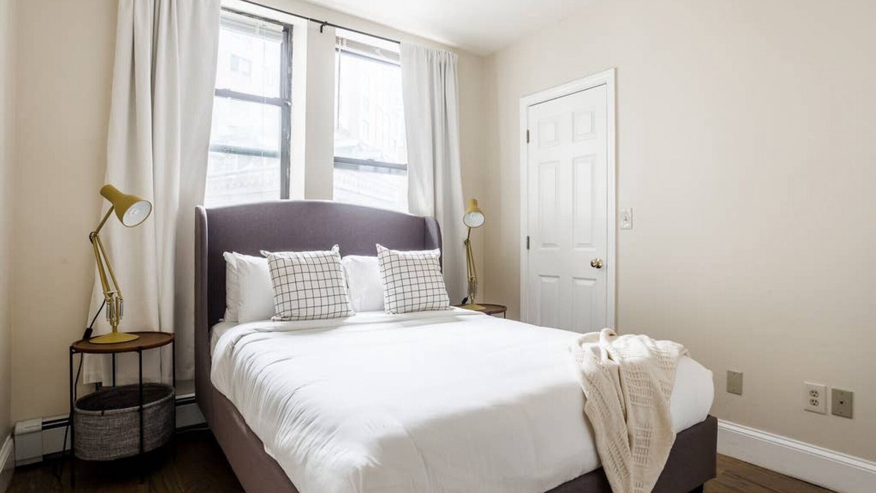 Photo of Bedroom in Boston Financial District