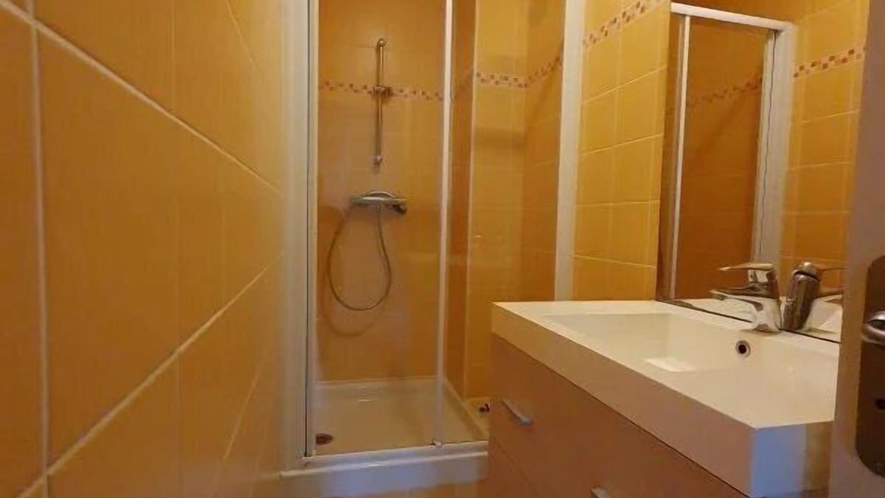 Photo of Bathroom in Saint-Ideuc