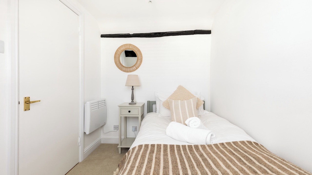 Photo of Bedroom in Warwick Town Centre