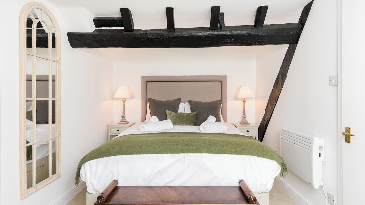 Photo of Bedroom in Warwick Town Centre