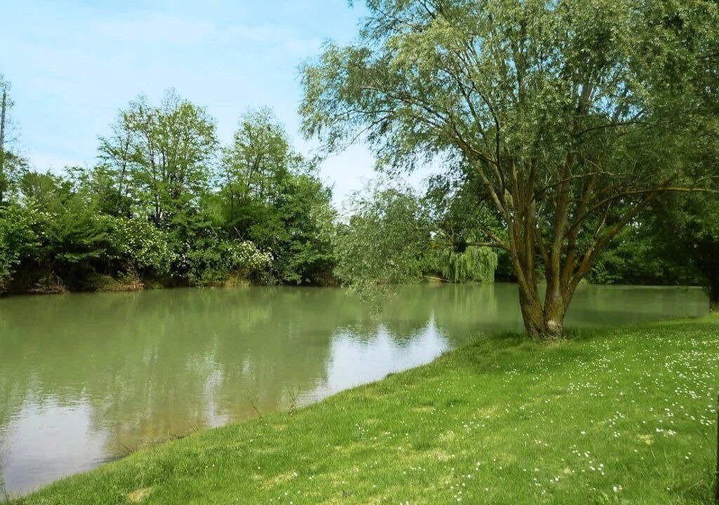 Photo of Others in Mazeres