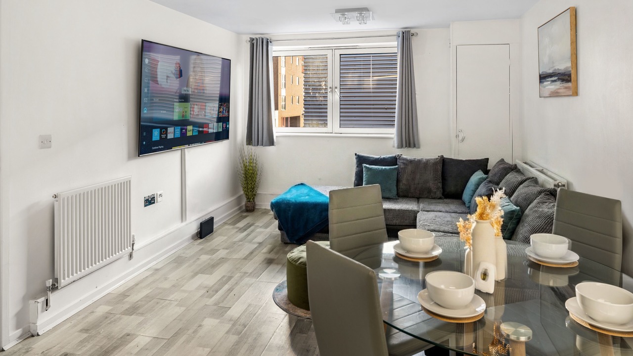 Photo of Livingroom in Cray Valley East