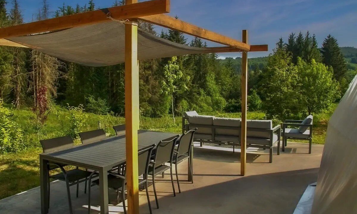 Photo of Outdoor in Chatel-Montagne