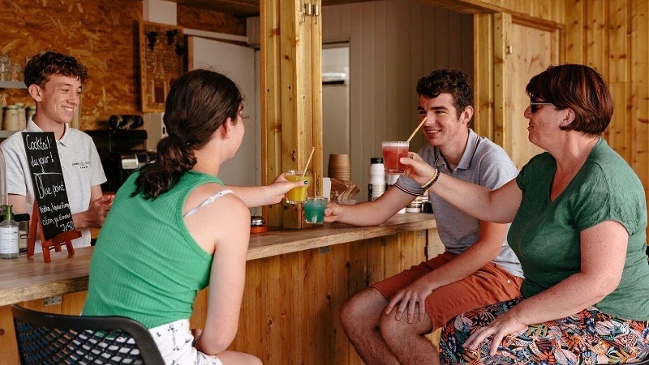 Photo of Others in Caro