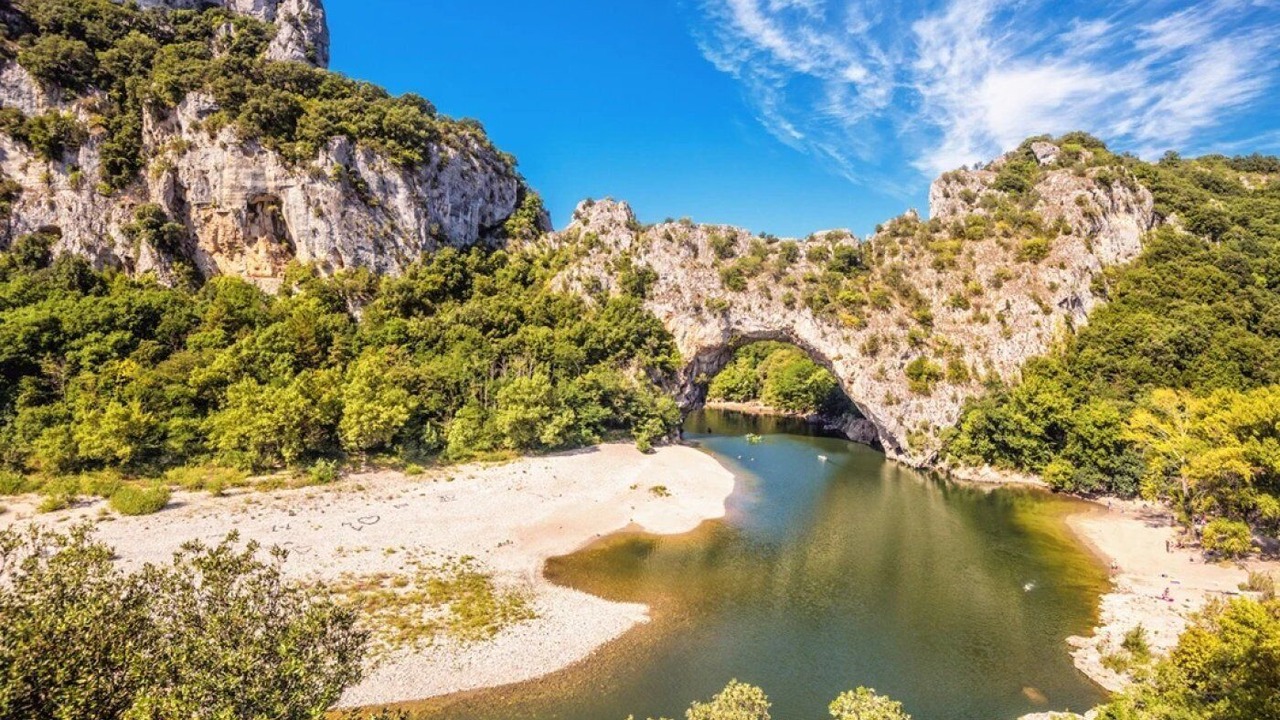 Photo of Others in Saint-Maurice-dʼArdeche