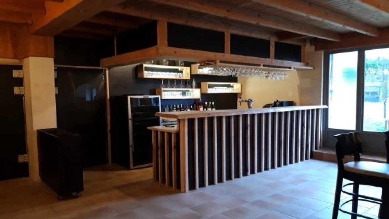 Photo of Others in Vendoire