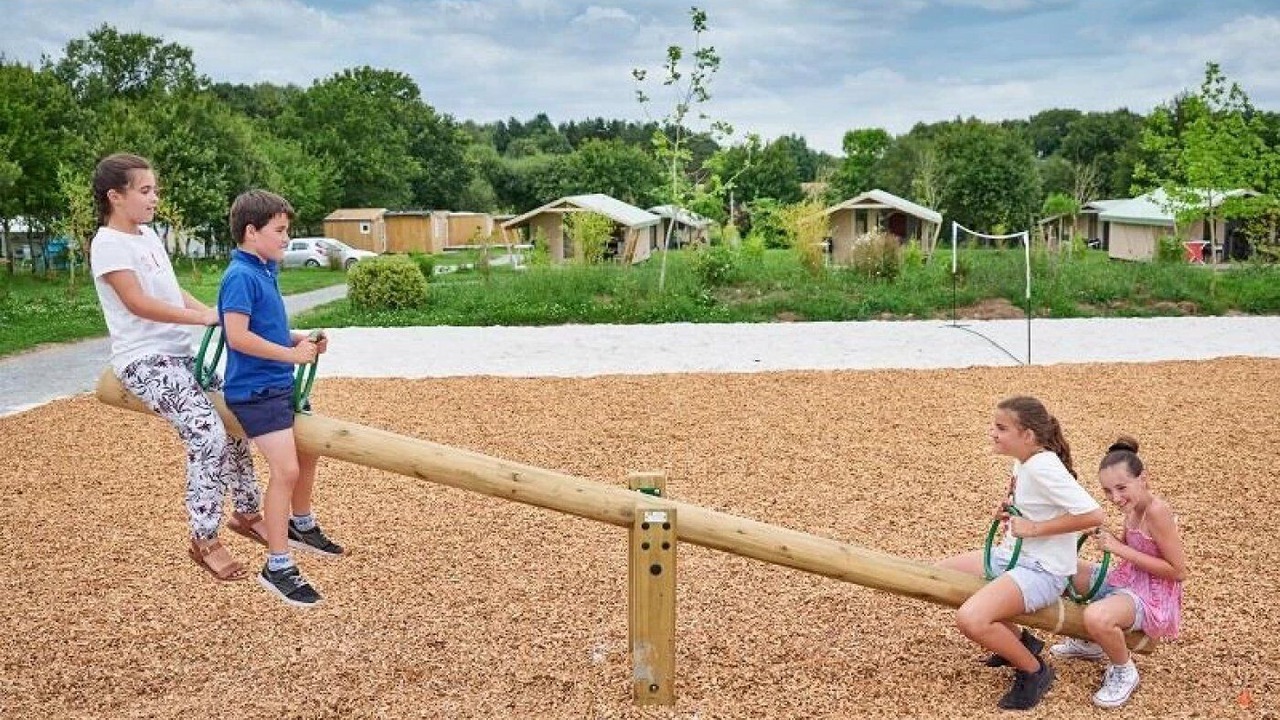 Photo of Others in Caro