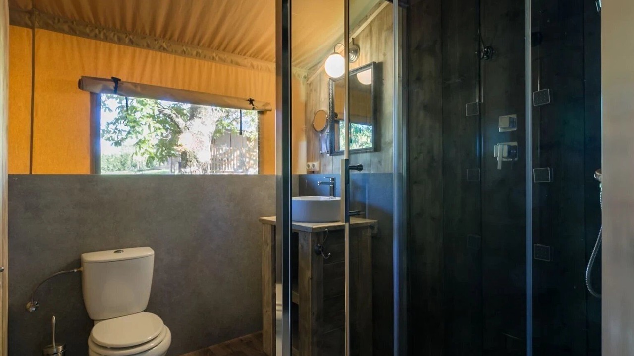 Photo of Bathroom in Gourdon