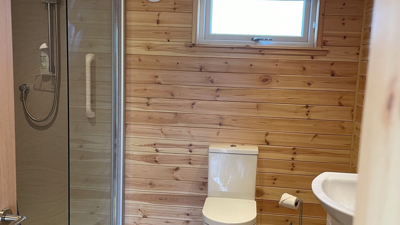 Photo of Bathroom in Salen