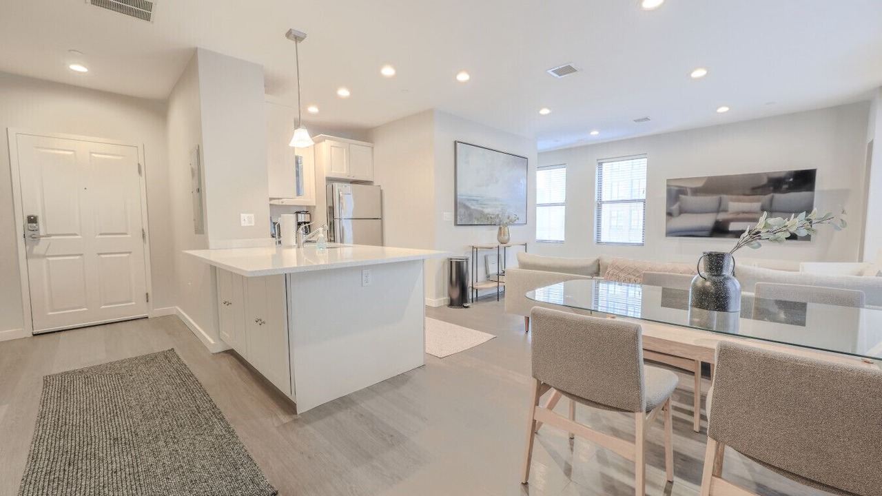 Photo of Others in Downtown Boston